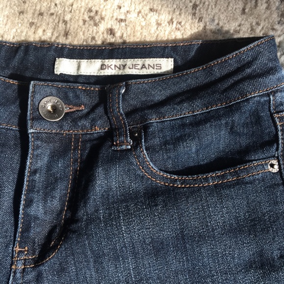 Donna Karen NY Jeans - Picture 3 of 3